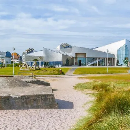 La Veille, Maison Neuve Avec Jardin Casa de Férias