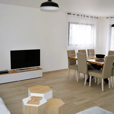 Дом отдыха La Veille, Maison Neuve Avec Jardin Курсёль-сюр-Мер