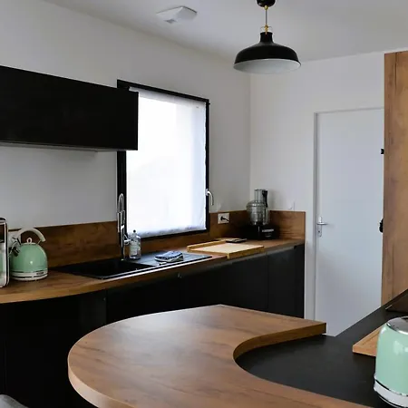 Дом отдыха La Veille, Maison Neuve Avec Jardin Курсёль-сюр-Мер