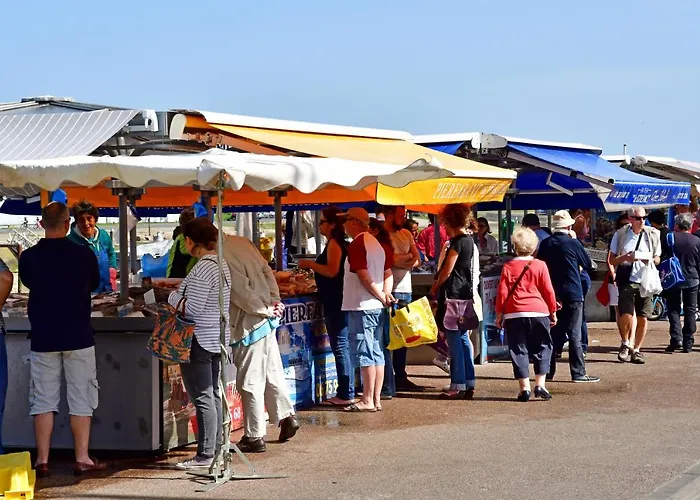La Veille, Maison Neuve Avec Jardin
